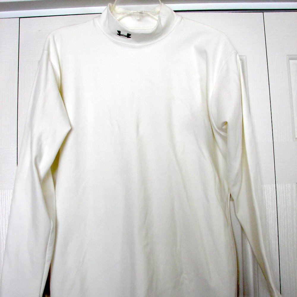 men's Under Armour compression shirt size 2xl whit